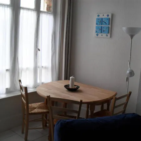 Studio 3 Pers. Proche De La Plage 72047 Апартаменты *
